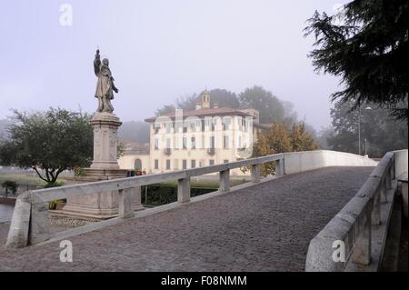 Cassinetta di Lugagnano typischen kleinen Dorf in der Nähe von Mailand (Lombardei, Italien), Villa Visconti-Castiglioni-Maineri Stockfoto