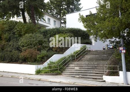 Weißenhofsiedlung mit Garten in Stuttgart, Deutschland Stockfoto