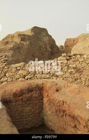 Archäologische Ausgrabungen am Tel Jericho (Tel a-Sultan) ausgesetzt bleibt der Siedlungstätigkeit vom frühen Zeit der Epipaläolithikums (9.500-7.800 v. Chr.) Stockfoto