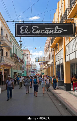 Vertikale streetview in Santiago de Cuba, Kuba. Stockfoto