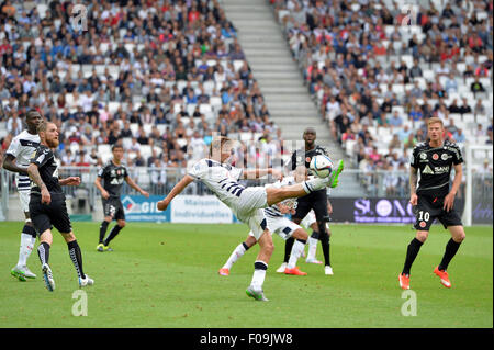 Bordeaux, Frankreich. 9. August 2015. Französischen Liga 1 Fußball Saisonauftakt Brordeaux im Vergleich zu Reims. CLEMENT steuert (Bor) © Action Plus Sport/Alamy Live News Stockfoto