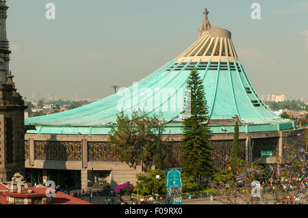 Neue Basilika unserer lieben Frau von Guadalupe, Mexiko-Stadt, Mexiko Stockfoto