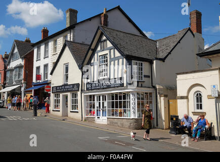 Hauptstraße der Stadt in die Buchstadt von Hay-on-Wye Kind Powys Wales Stockfoto