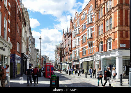 Long Acre, Covent Garden, Westminster, London, England, Vereinigtes Königreich Stockfoto