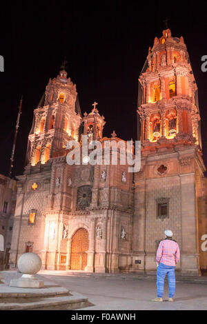 Kirche der Muttergottes von Erwartung in der Nacht. San Luis Potosi, SLP. Mexiko Stockfoto