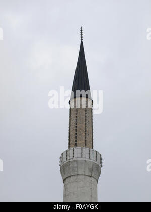 Die Gazi-Husrev-beg-Moschee Minarett in Sarajevo, Bosnien und Herzegowina. Stockfoto