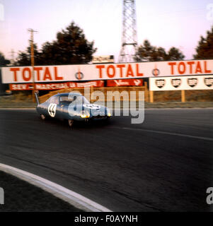 Le Mans 24 Stunden 22. Juni 1964. André Guilhaudin, Alain Bertaut CD LM 64 Panhard im Ruhestand. Stockfoto