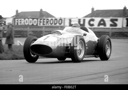 XIV BARC 200 Aintree 18. April 1959. Tony Brooks Ferrari Dino 246 beendete 2. Platz. Stockfoto