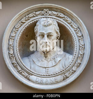 Eine Büste des historischen Figur Sir Francis Drake in Greenwich, London. Stockfoto