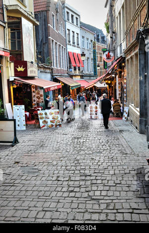 Berühmten Rue des Bouchers im Herzen der alten Stadt von Brüssel Stockfoto