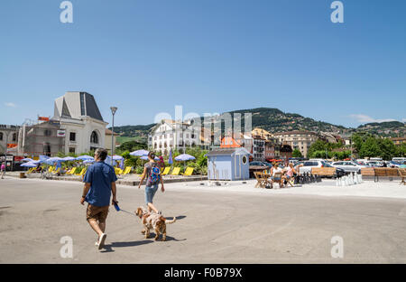 VEVEY, SCHWEIZ - 8. JULI 2015. Dramatische Sommertag in Vevey, Stadt, am Ufer des Genfer Sees in der Schweiz. Stockfoto
