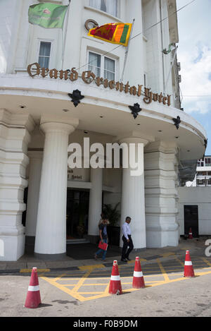 Der Haupteingang zum alten kolonialen Stil (1870) Grand Oriental Hotel (GOH) in York Street, Colombo, Sri Lanka. Das Hotel war nicht Stockfoto