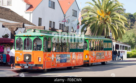 Old Town Trolley Tour-Busse, in der Nähe von San Diego Old Town, Kalifornien USA. Stockfoto