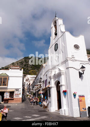Die Straße von San Sebastian in Mijas oberhalb der Costa Del Sol in Südspanien Stockfoto