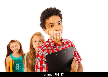 Traurig afrikanische Student stehen in der Warteschlange Stockfoto