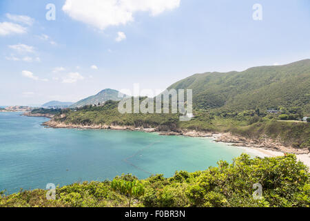 Große Wellen Strand ist Teil des Shek O Country Park in Hongkong Island. Dies ist das Ende von der sehr beliebten Drachens Rücken Trail. Stockfoto