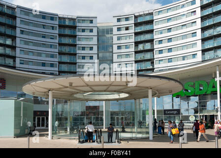 Die Apartments im Blenheim Zentrum, Hounslow, London Borough of Hounslow, Greater London, England, United Kingdom Stockfoto