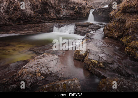 Sgwd Isaf Clun Gwyn, in der Nähe von Panwar oder Sgwd y Pannwr auf die untere Clun Gwyn Wasserfall am Fluss Mellte, in der Nähe von Pontneddfechan Stockfoto