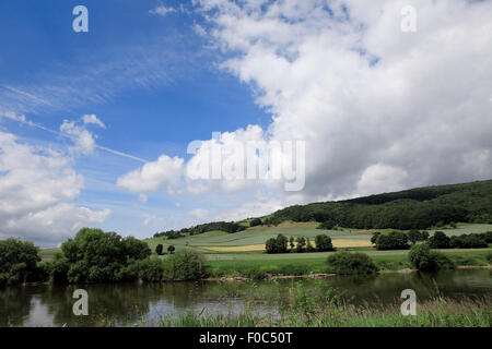 Blick auf Weser gelegen in der Nähe Ruehler Schweiz. Bodenwerder Rühle, untere Sachsen, Deutschland, Europa Stockfoto