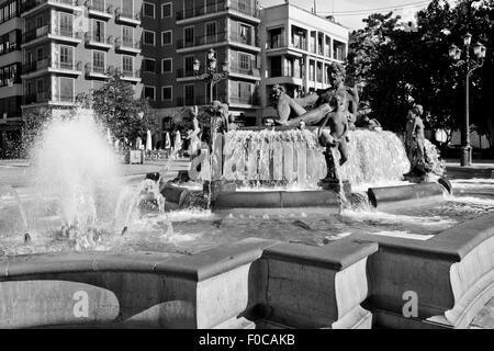 Turia Brunnen in Plaza De La Virgen in Valencia Stockfoto