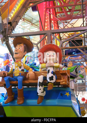 Riesenrad in Toys R uns, Times Square, New York Stockfoto