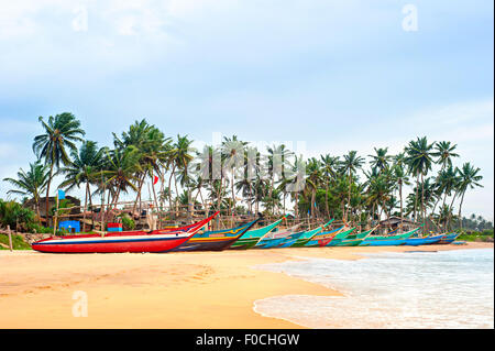 Sri Lanka Fischer Boote am Meer Strand Stockfoto