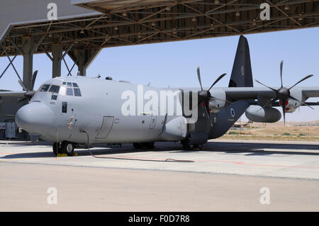 Eine israelische Luftwaffe C-130J Shimshon geparkt an Nevatim Airbase, Israel. Stockfoto