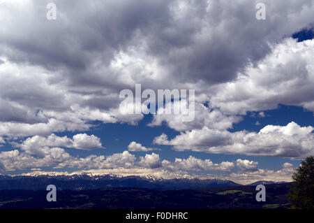 Wolken, Blau Konvektionswolken; Stockfoto