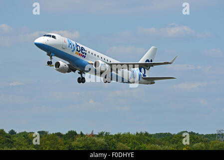 G-FBJK Flybe Embraer ERJ-175 - Cn 17000359 Flybe Manchester Flughafen England Uk Abflüge Stockfoto