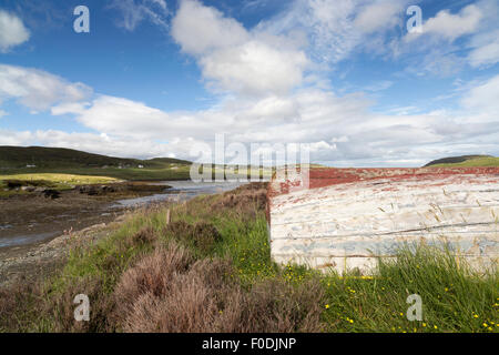 Altes Boot in der Nähe von Balallan Isle of Lewis Western Isles äußeren Hebriden Scotland UK Stockfoto