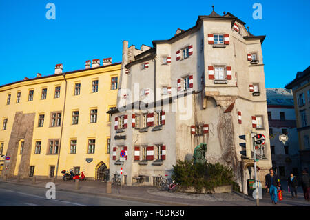 Ottoburg (1494), im gotischen Stil Gebäude, Gehäuse Goldener Adler Hotel, Altstadt, Inntal, Innsbruck, Tirol, Österreich Stockfoto