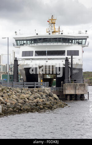 Die neu in Betrieb genommenen Caledonian MacBrayne Ferry Loch Seaforth in Stornoway Hafen Western Isles äußeren Hebriden Schottland Stockfoto