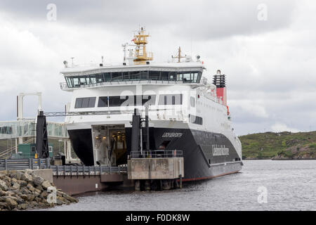 Die neu in Betrieb genommenen Caledonian MacBrayne Ferry Loch Seaforth in Stornoway Hafen Western Isles äußeren Hebriden Schottland Stockfoto