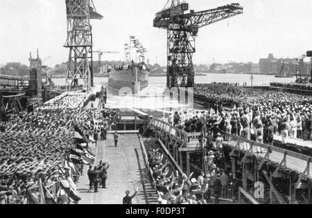 Nationalsozialismus, Militär, Marine, Abschuss des Kriegsschiffs 'Admiral Graf Spee', Marinewerft Wilhelmshaven, 30.6.1934, Zusatzrechte-Abfertigung-nicht vorhanden Stockfoto