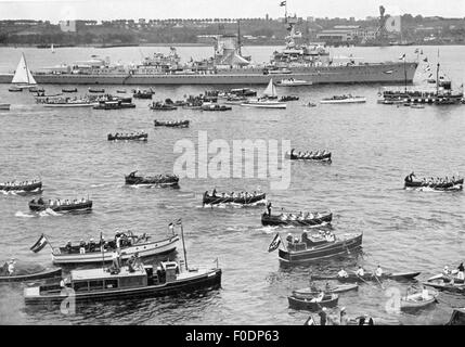 Nationalsozialismus, Militär, Marine, Reichskanzler Adolf Hitler beim Besuch des Kieler Marinestützpunktes, 1934, Zusatzrechte-Clearences-nicht vorhanden Stockfoto