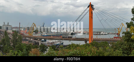 Odessa industrielle Hafenstadt Panorama bei Sonnenuntergang, Süd-Ukraine Stockfoto