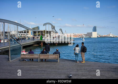 Barcelona, Katalonien, Spanien, Port Vell und Rambla de Mar promenade Stockfoto