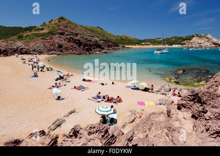 Blick über Cala Pregondo und Cala Pregonda, in der Nähe von Fornells, Nordküste, Menorca, Balearen, Spanien, Europa Stockfoto