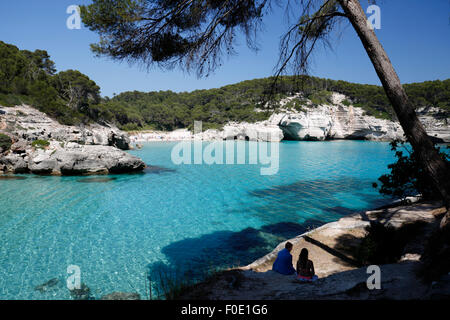 Cala Mitjana, in der Nähe von Cala Galdana, Süd-West-Küste, Menorca, Balearen, Spanien, Europa Stockfoto