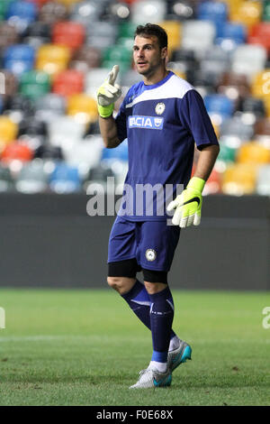 Udine, Italien. 13. August 2015. Udinese Torhüter Orestis Karnezis während der Fußball-freundlich Vorsaison Spiel Udinese Calcio V El Jaish Sportverein am 13. August 2015 im Friaul-Stadion in Udine, Italien. Bildnachweis: Andrea Spinelli/Alamy Live-Nachrichten Stockfoto