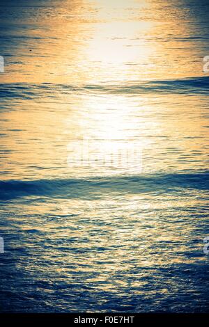Meer Sonne Reflexionen. Ozean Landschaft Fotohintergrund. Stockfoto