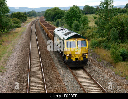 Güterzug, Somerset, Großbritannien Stockfoto