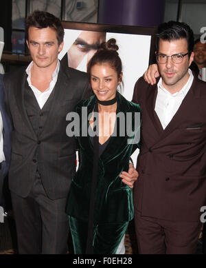 New York, New York, USA. 13. August 2015. Schauspieler RUPERT FRIEND, HANNAH WARE und ZACHARY QUINTO besuchen die New Yorker Premiere von "Hitman Agent 47" AMC Empire Theater statt. Bildnachweis: Nancy Kaszerman/ZUMA Draht/Alamy Live-Nachrichten Stockfoto
