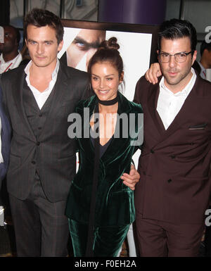 New York, New York, USA. 13. August 2015. Schauspieler RUPERT FRIEND, HANNAH WARE und ZACHARY QUINTO besuchen die New Yorker Premiere von "Hitman Agent 47" AMC Empire Theater statt. Bildnachweis: Nancy Kaszerman/ZUMA Draht/Alamy Live-Nachrichten Stockfoto