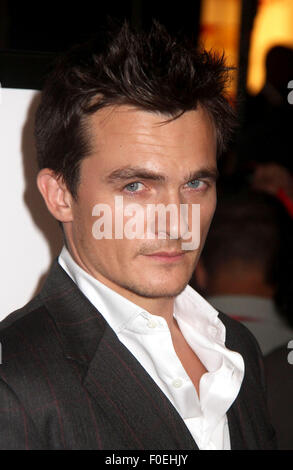 New York, New York, USA. 13. August 2015. Schauspieler RUPERT FRIEND besucht die New Yorker Premiere von "Hitman Agent 47" AMC Empire Theater statt. Bildnachweis: Nancy Kaszerman/ZUMA Draht/Alamy Live-Nachrichten Stockfoto