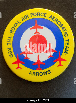 Vintage Pin Button Badge Werbung Red Arrows RAF Royal Airforce Aerobatic Team Stockfoto