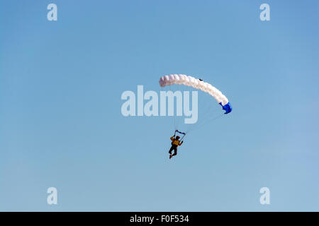 Fallschirm-Diplay an der 37th Annual Bristol Balloon Fiesta, Stockfoto