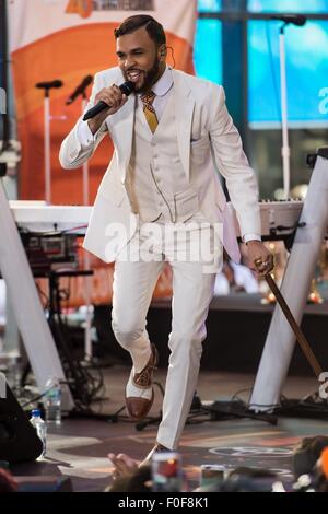 Jidenna auf der Bühne für NBC heute zeigen Konzert mit JANELLE MONAE, Rockefeller Plaza, New York, NY 14. August 2015. Foto von: Steven Ferdman/Everett Collection Stockfoto