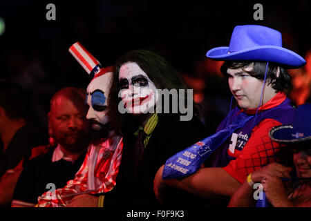 HBF-Stadion-Perth, Australien. 14. August 2015. TabTouch Perth Dart Masters war der Jocker die Darts. Bildnachweis: Aktion Plus Sport/Alamy Live-Nachrichten Stockfoto