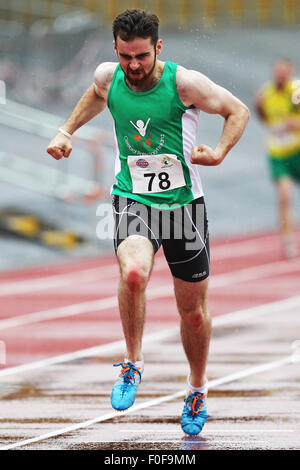 Nottingham, UK. 14. August 2015. 2015 Zerebralparese World Games. Leichtathletik-Event. Paul Keogan von Irland auf seinem Weg zum Sieg in der T37 Klasse 200m © Action Plus Sport/Alamy Live News Stockfoto